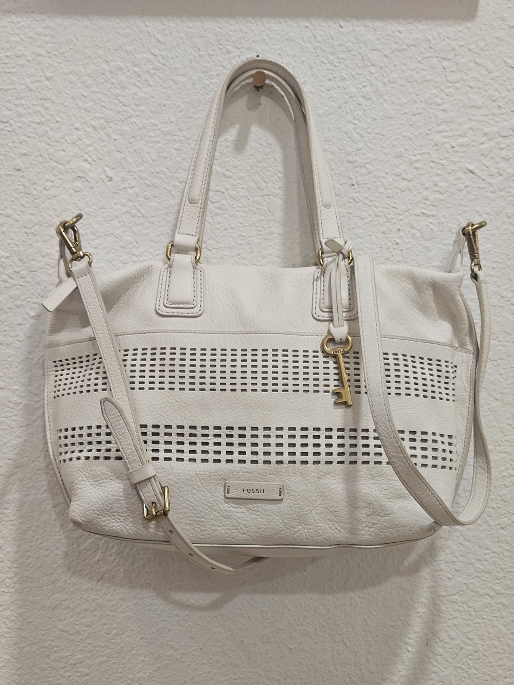 Fossil Julia Satchel in the "Coconut" white colorway